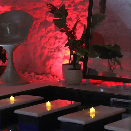 L Alcove Des Sens Jacuzzi Sauna *
