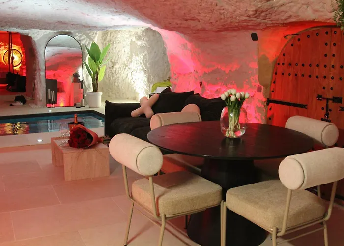 L Alcove Des Sens Love Room Jacuzzi Sauna Holiday home Tours