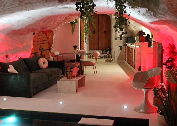 L Alcove Des Sens Love Room Jacuzzi Sauna Holiday home *